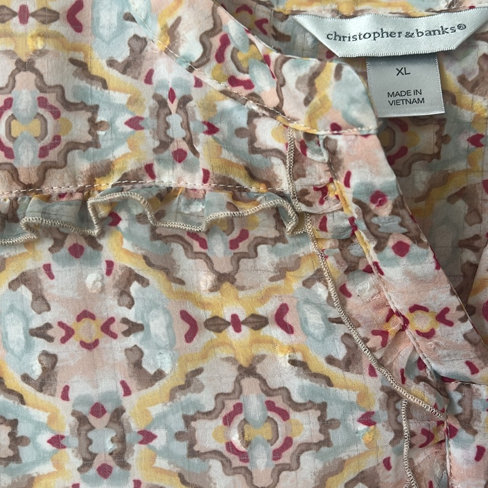 Christopher and Banks blouse size extra large - Picture 4 of 6